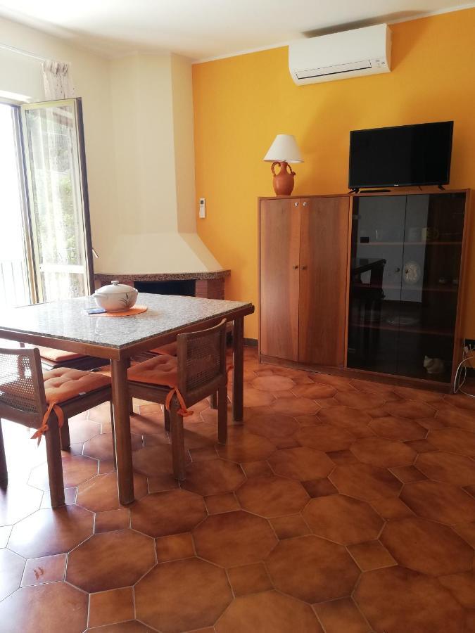 Casa Adelegigi Lägenhet Cetara Exteriör bild